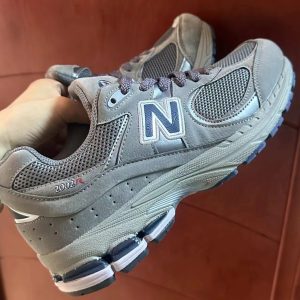 New Balance 2002rR (free ship)