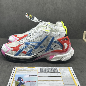 Balenciaga runner