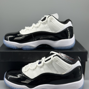 Jordan 11 Retro Low Concord