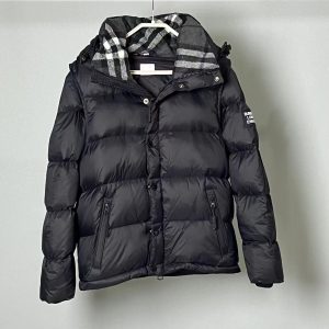Burberry Jacket Black for Winter --dm us for more styles